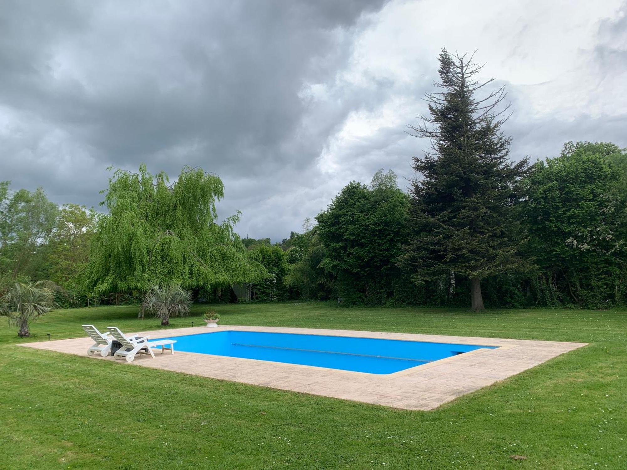 Appartement Familial Au Bord De La Marne, Jardin 8000M2, Piscine, Court De Tennis, Terrasse, Parking Gratuit Proche Disneyland Isles-les-Villenoy ภายนอก รูปภาพ