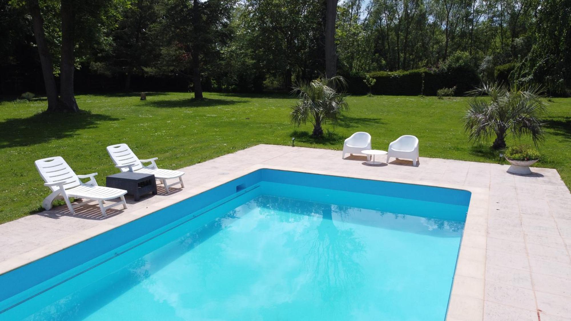 Appartement Familial Au Bord De La Marne, Jardin 8000M2, Piscine, Court De Tennis, Terrasse, Parking Gratuit Proche Disneyland Isles-les-Villenoy ภายนอก รูปภาพ